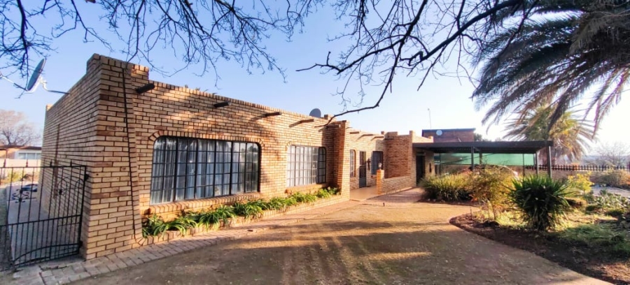 3 Bedroom Property for Sale in Dassie Rand North West